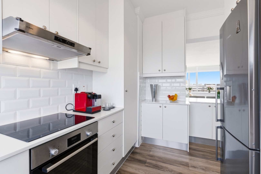 2 Bedroom Property for Sale in Sea Point Western Cape